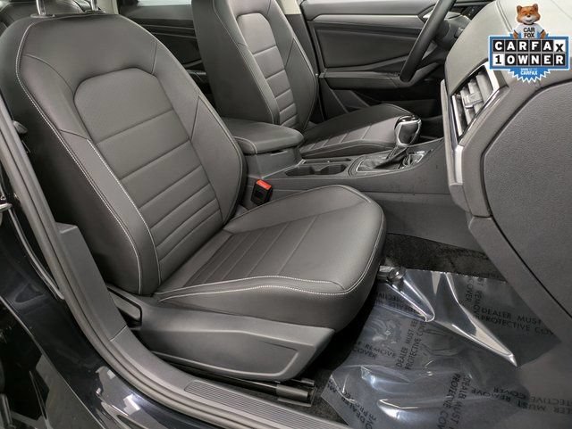 Used 2024 Volkswagen Jetta SE w/ Panoramic Sunroof Package FWD image 32