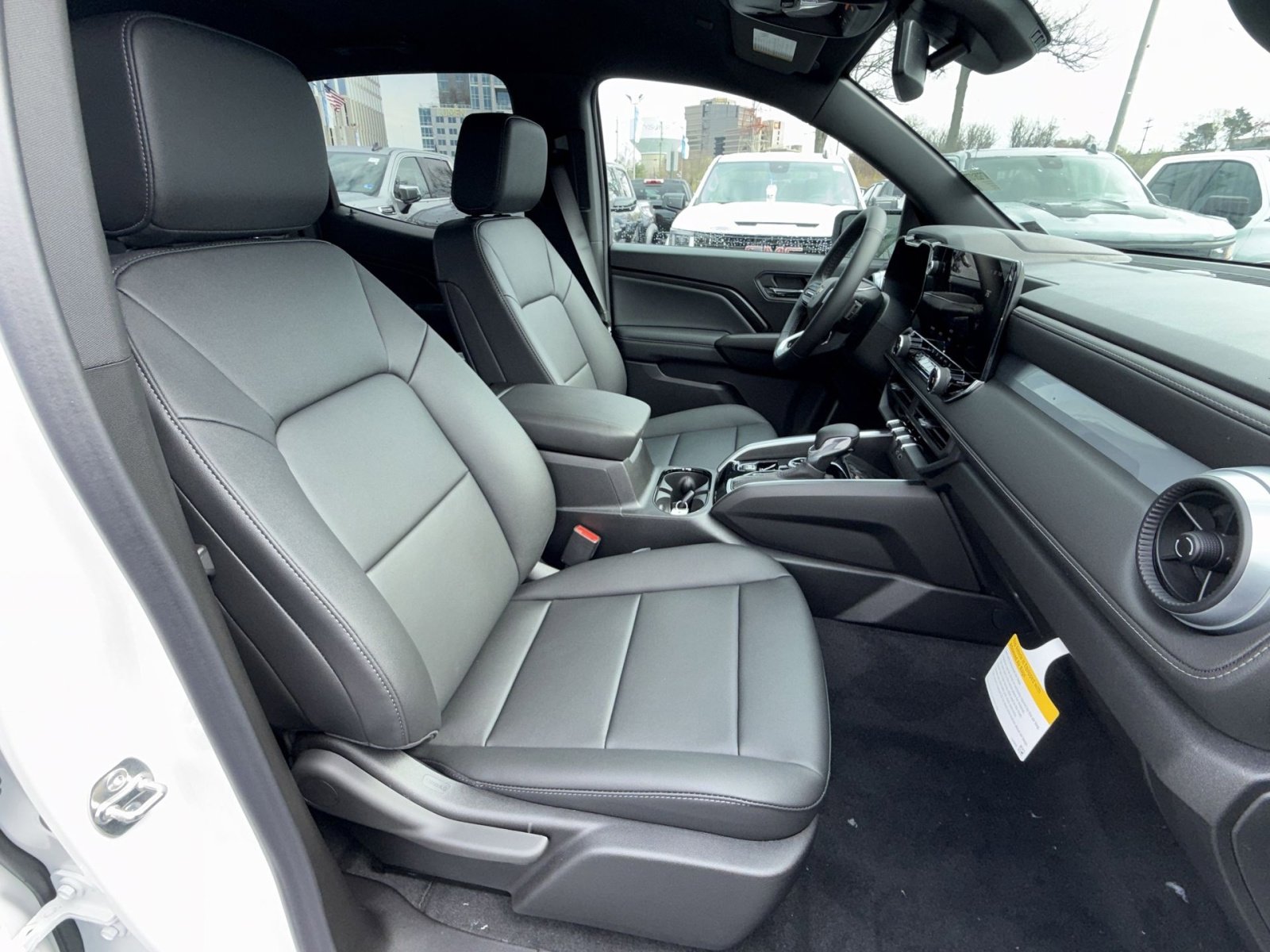 New 2026 Chevrolet Colorado LT w/ LT Convenience Package AWD/4WD image 27