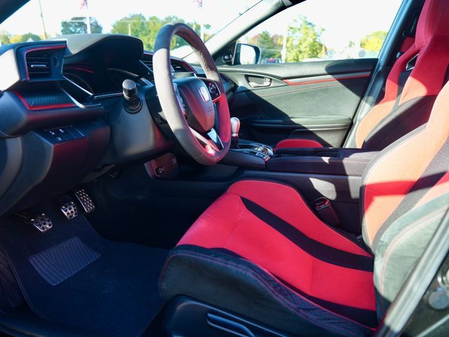 Used 2021 Honda Civic Type R image 12