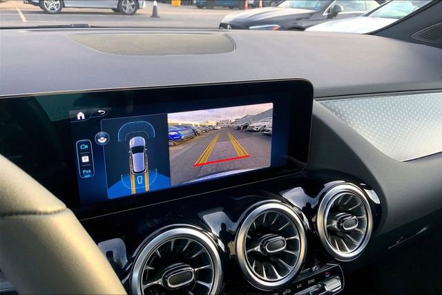 Used 2025 Mercedes-Benz GLA 250 4MATIC image 22