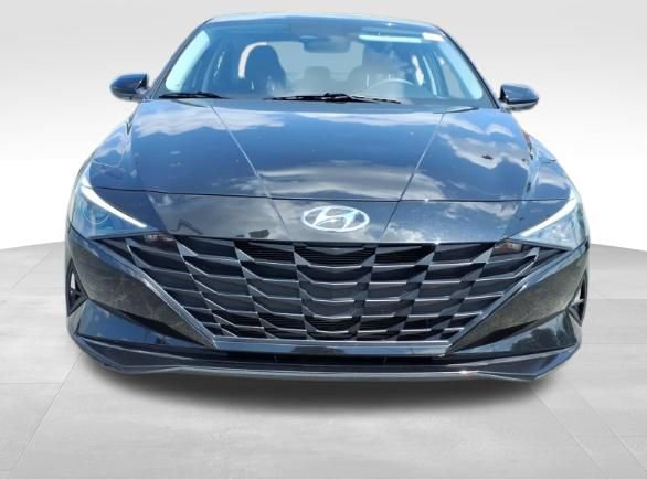 Used 2023 Hyundai Elantra SEL FWD image 2