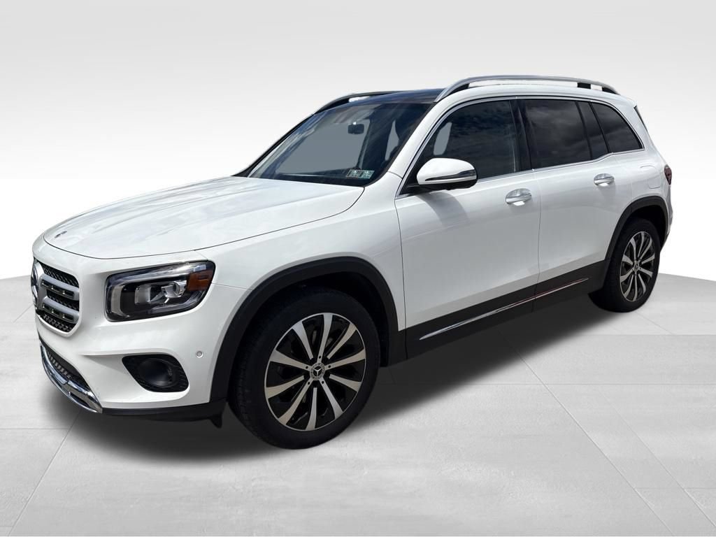 Used 2022 Mercedes-Benz GLB 250 4MATIC image 4