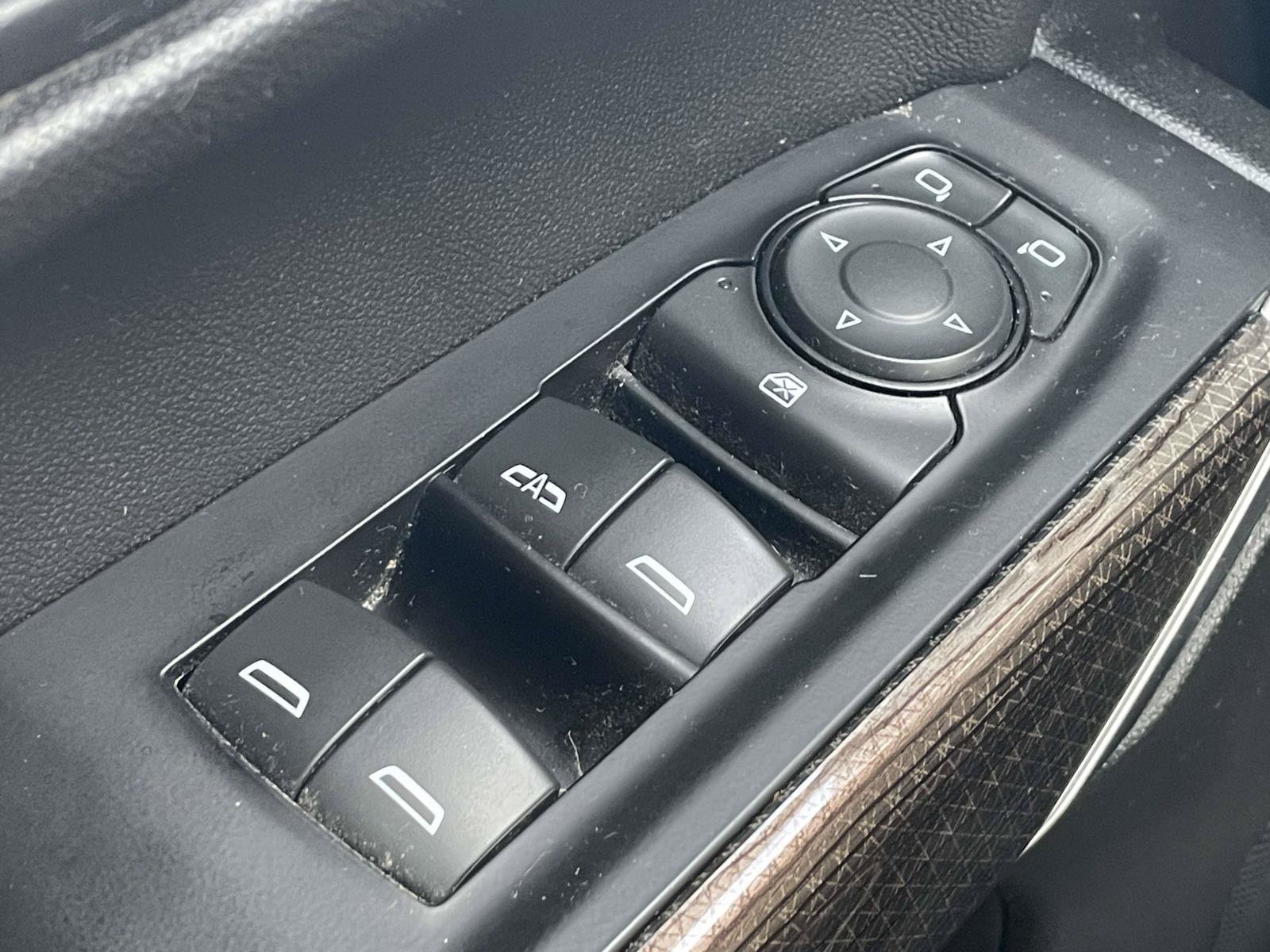 Certified 2019 Chevrolet Silverado 1500 LT w/ All-Star Edition AWD/4WD image 27