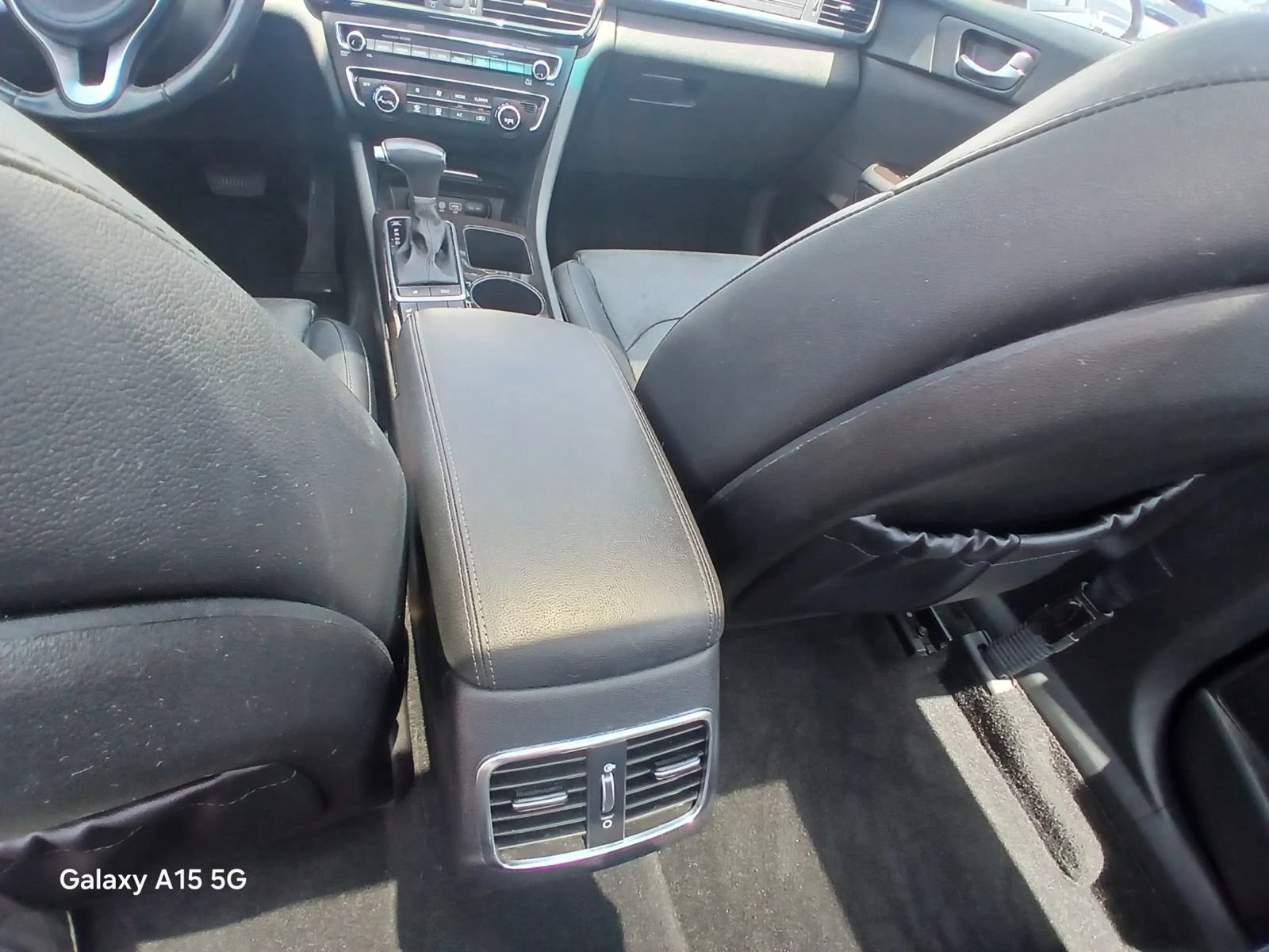 Used 2017 Kia Optima EX w/ Premium Package FWD image 28