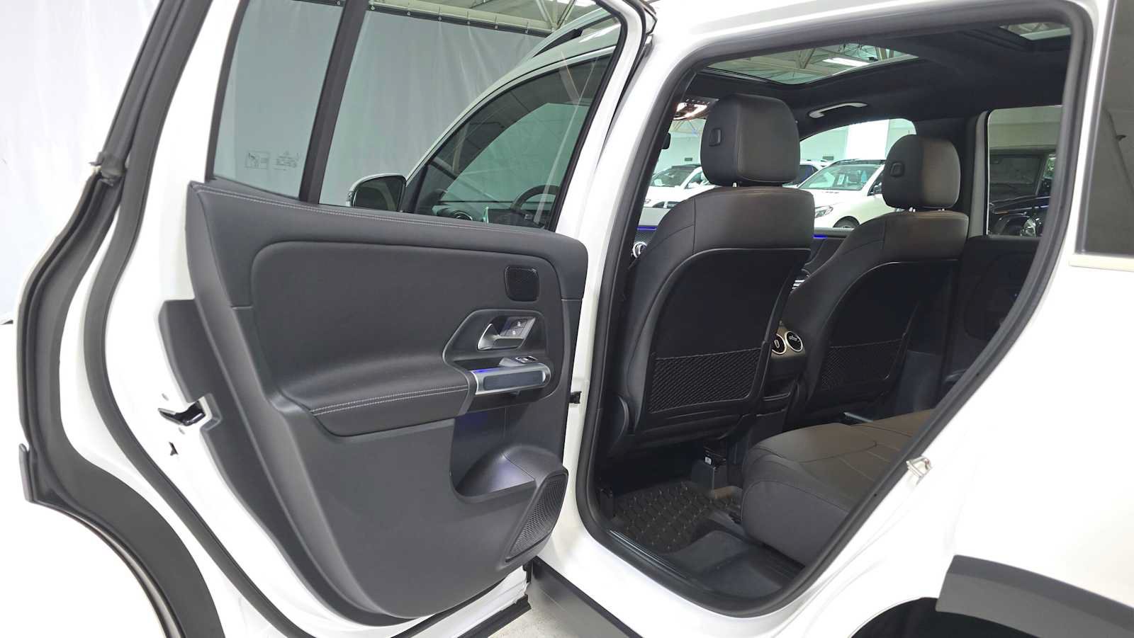 Certified 2026 Mercedes-Benz GLB 250 4MATIC image 16