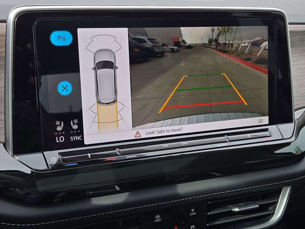 Certified 2025 Volkswagen Atlas SEL AWD/4WD image 22