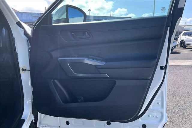 Used 2025 Nissan Pathfinder Rock Creek AWD/4WD image 19