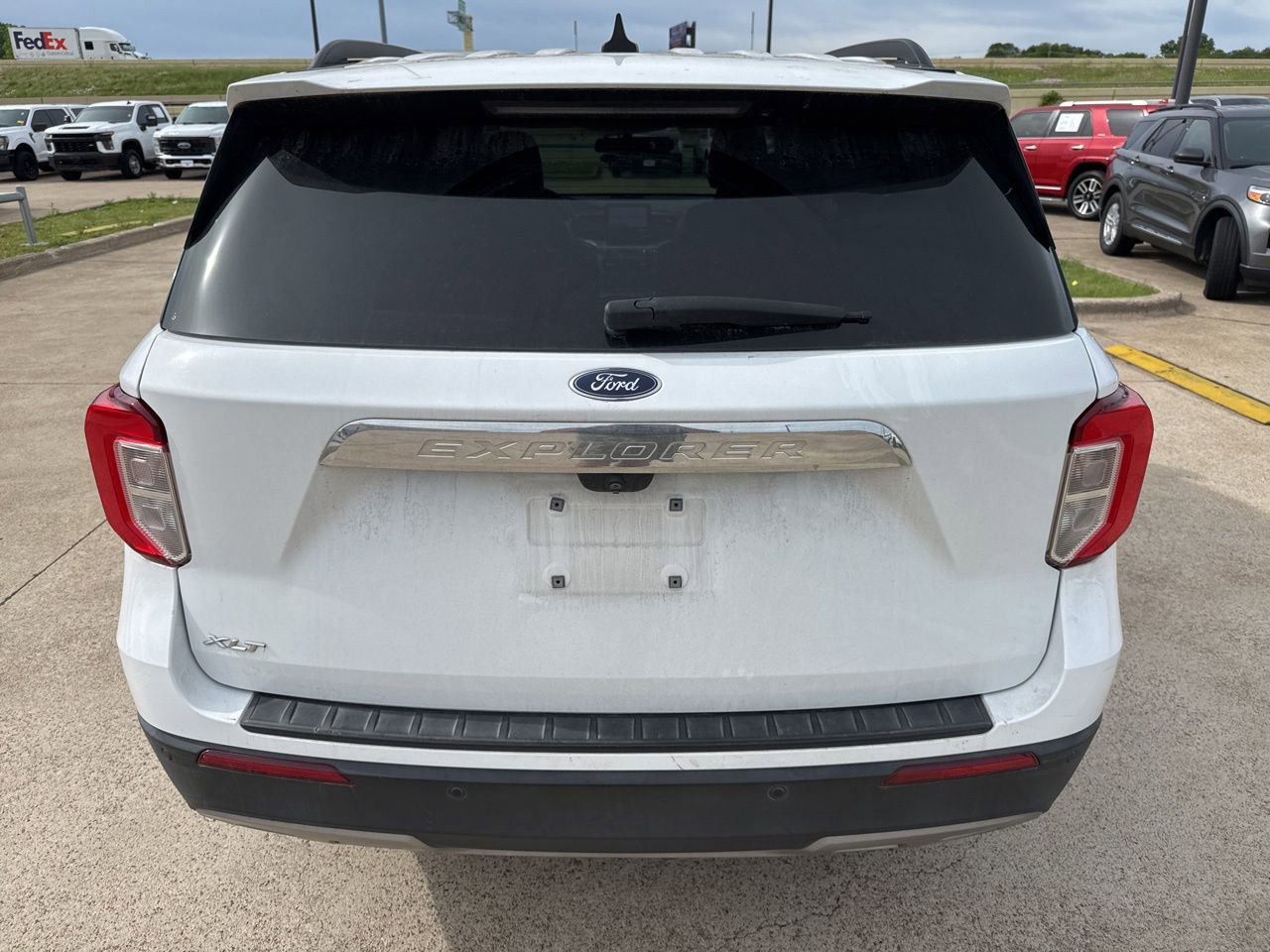 Used 2021 Ford Explorer XLT w/ Equipment Group 202A RWD image 9