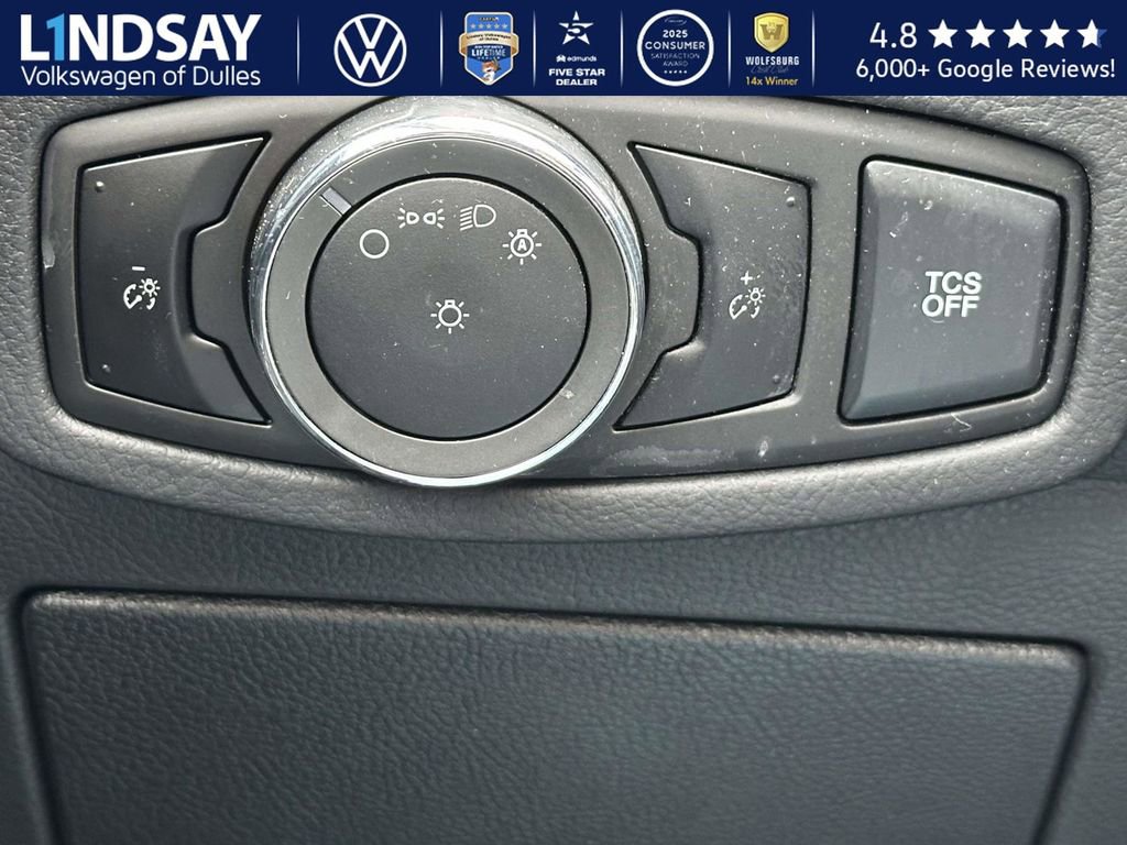 Used 2024 Ford Edge SE w/ Black Appearance Package image 23