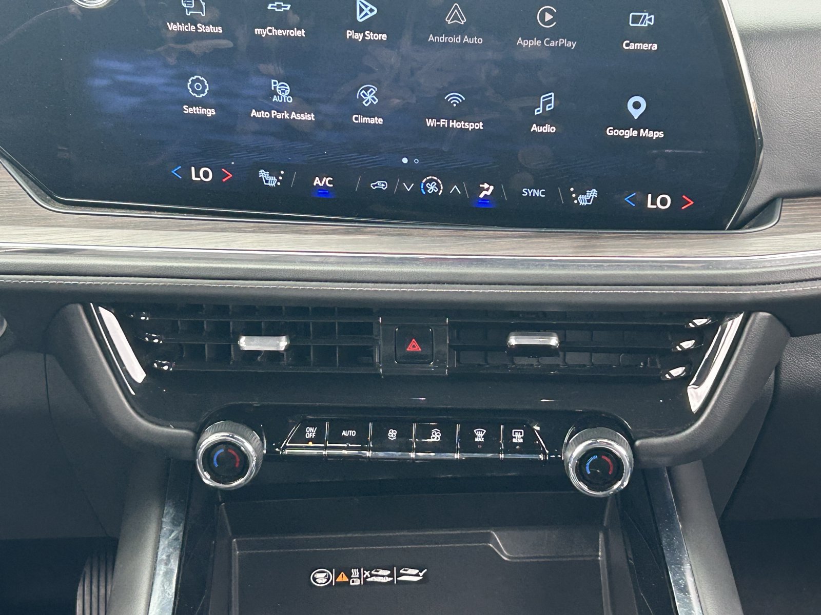 Used 2025 Chevrolet Tahoe Z71 AWD/4WD image 21