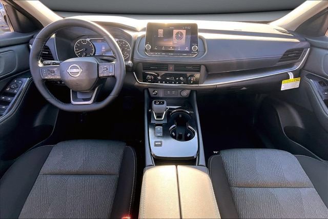 New 2026 Nissan Rogue SV FWD image 5