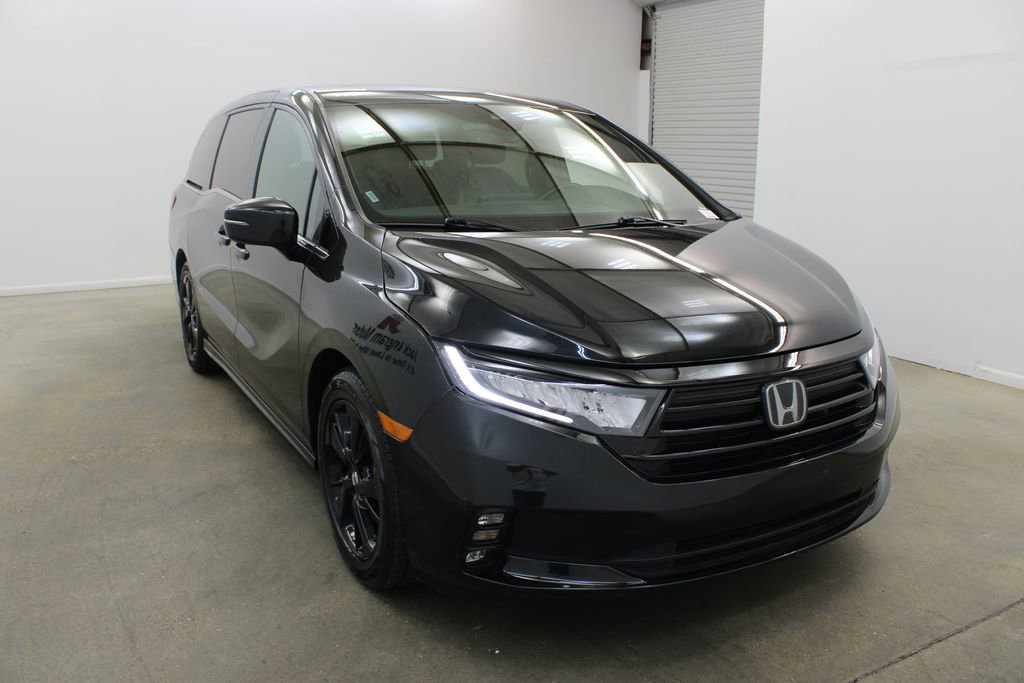 Used 2024 Honda Odyssey Sport image 6