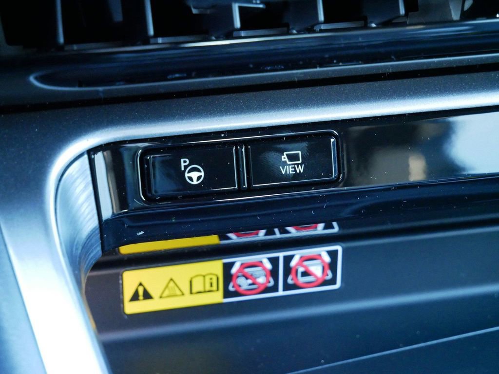 New 2026 Lexus TX 500h AWD image 8