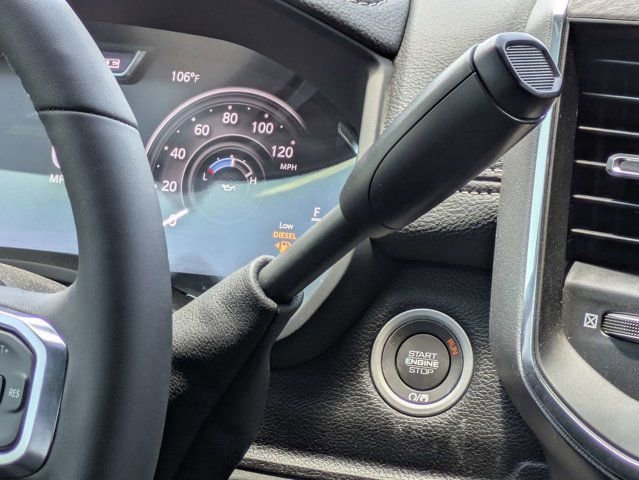 New 2026 RAM 2500 Laramie AWD/4WD image 19