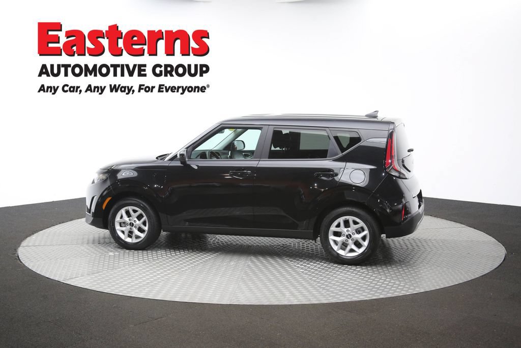 Used 2025 Kia Soul LX w/ LX Technology Package FWD image 59