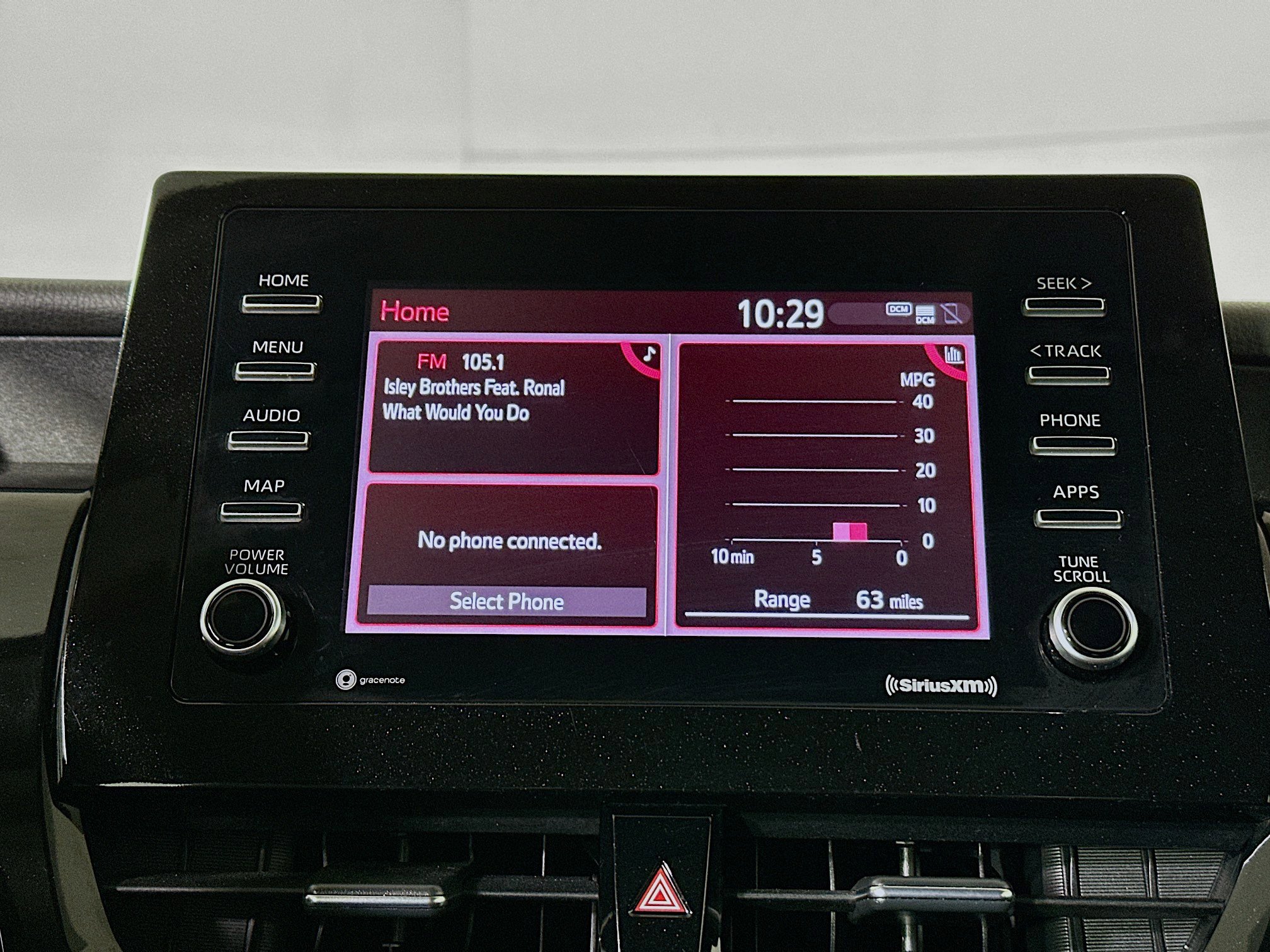 Used 2024 Toyota Camry SE image 23