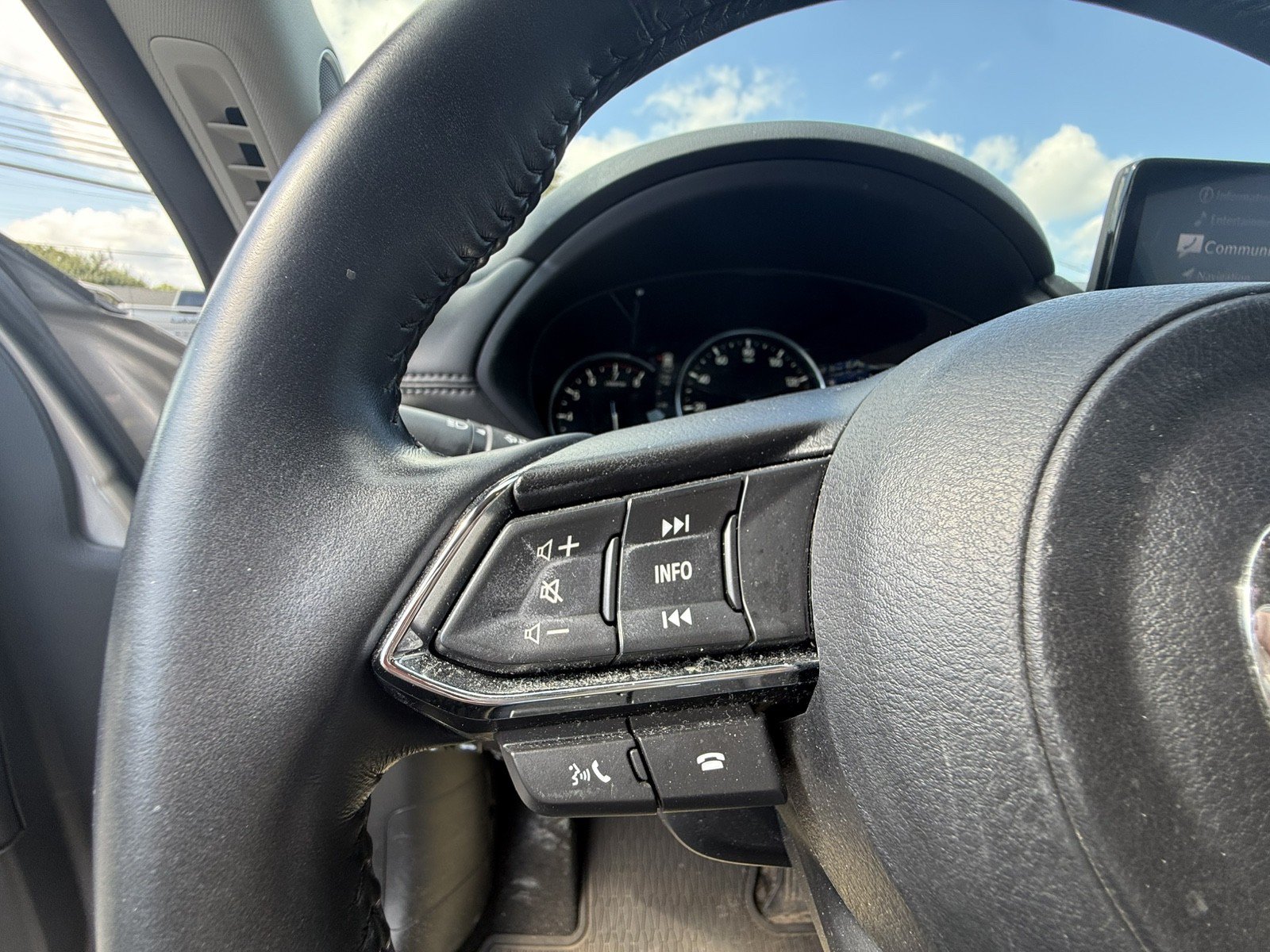 Used 2024 MAZDA CX-5 AWD 2.5 S w/ Premium Package image 18