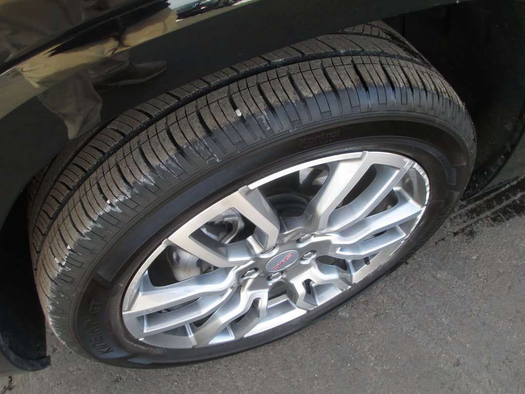 Certified 2024 GMC Terrain Denali image 12