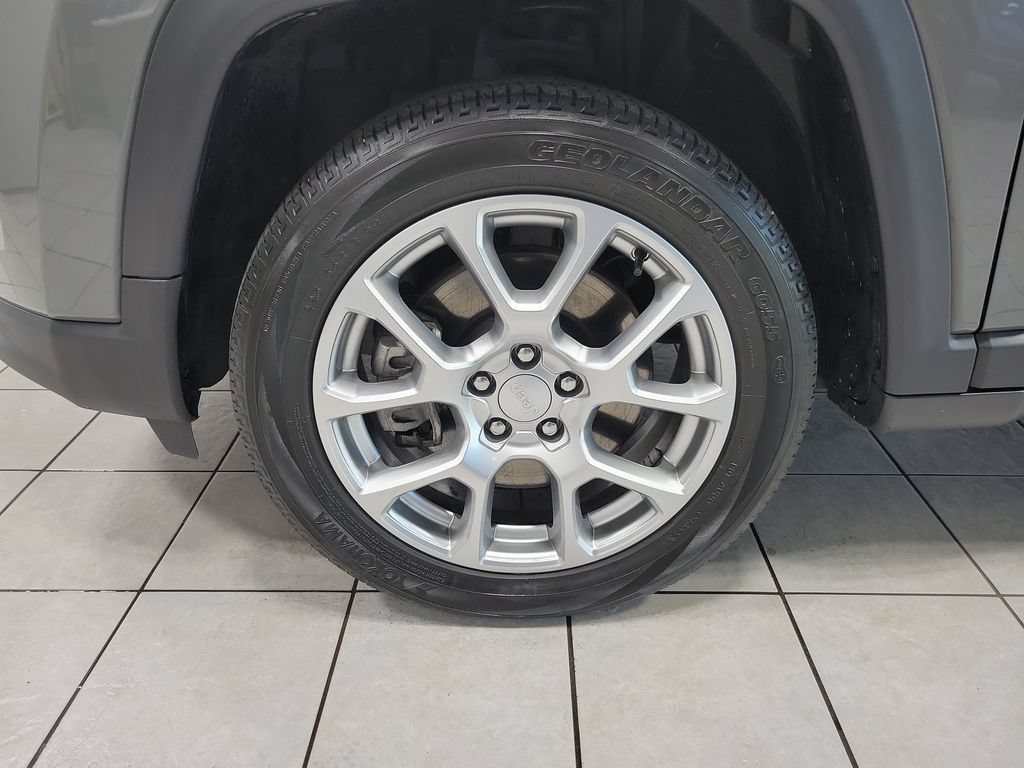 Certified 2023 Jeep Compass Latitude AWD/4WD image 47