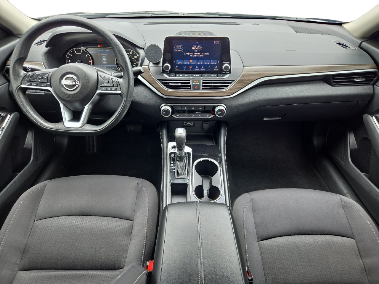 Certified 2023 Nissan Altima 2.5 SV FWD image 9