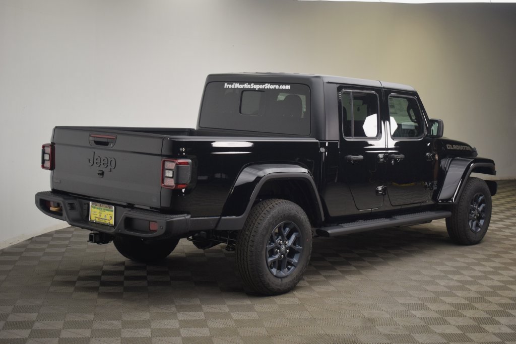 New 2026 Jeep Gladiator Sport AWD/4WD image 6