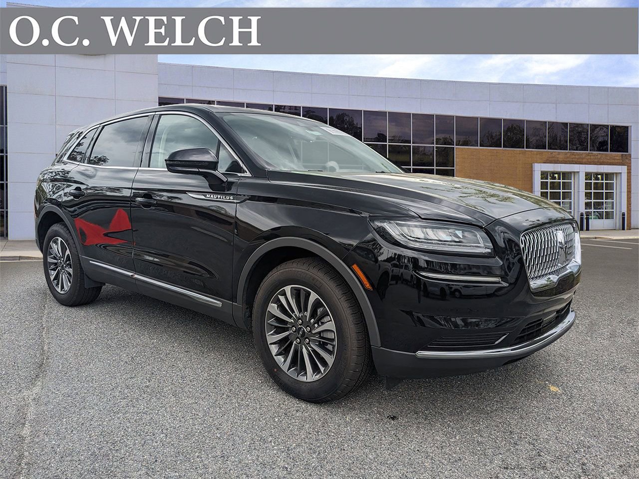 Certified 2023 Lincoln Nautilus AWD w/ Premium Package