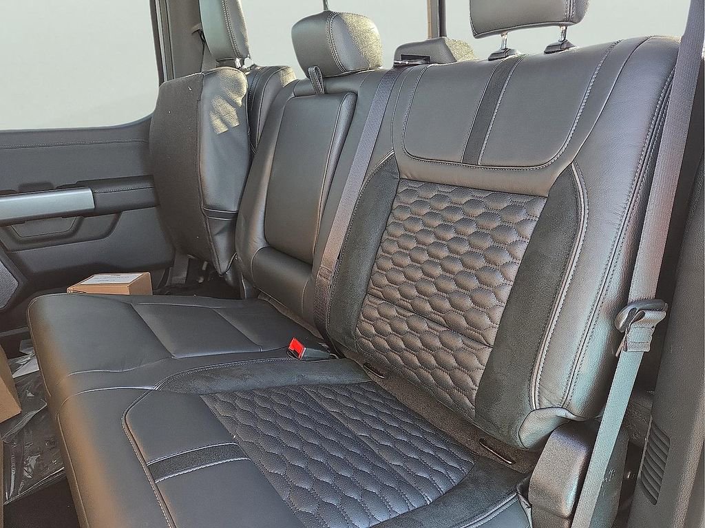 New 2026 Ford F250 Lariat w/ Black Appearance Package image 9
