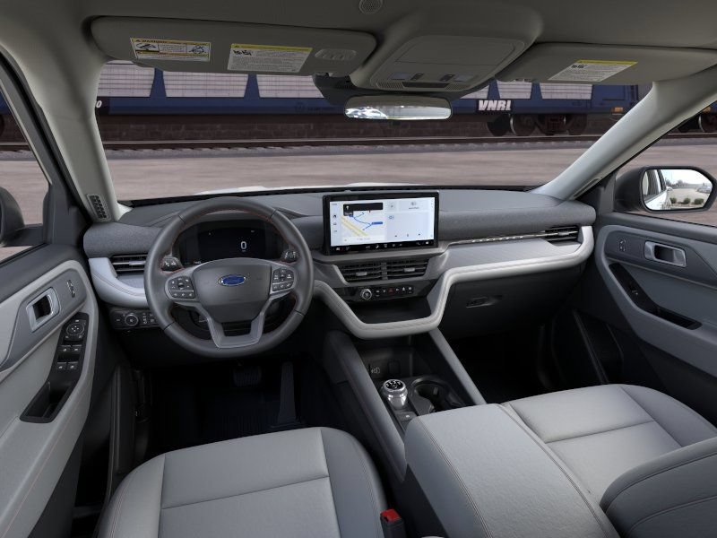 New 2026 Ford Explorer Active w/ Active Comfort Package AWD/4WD image 9
