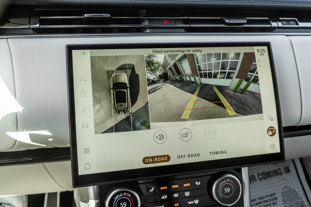 Used 2023 Land Rover Range Rover SE AWD/4WD image 10