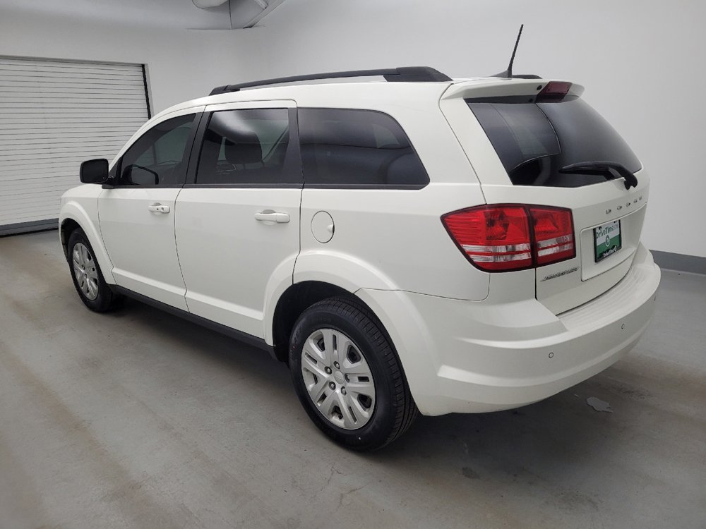 Used 2020 Dodge Journey SE w/ SE Popular Equipment Group FWD image 3