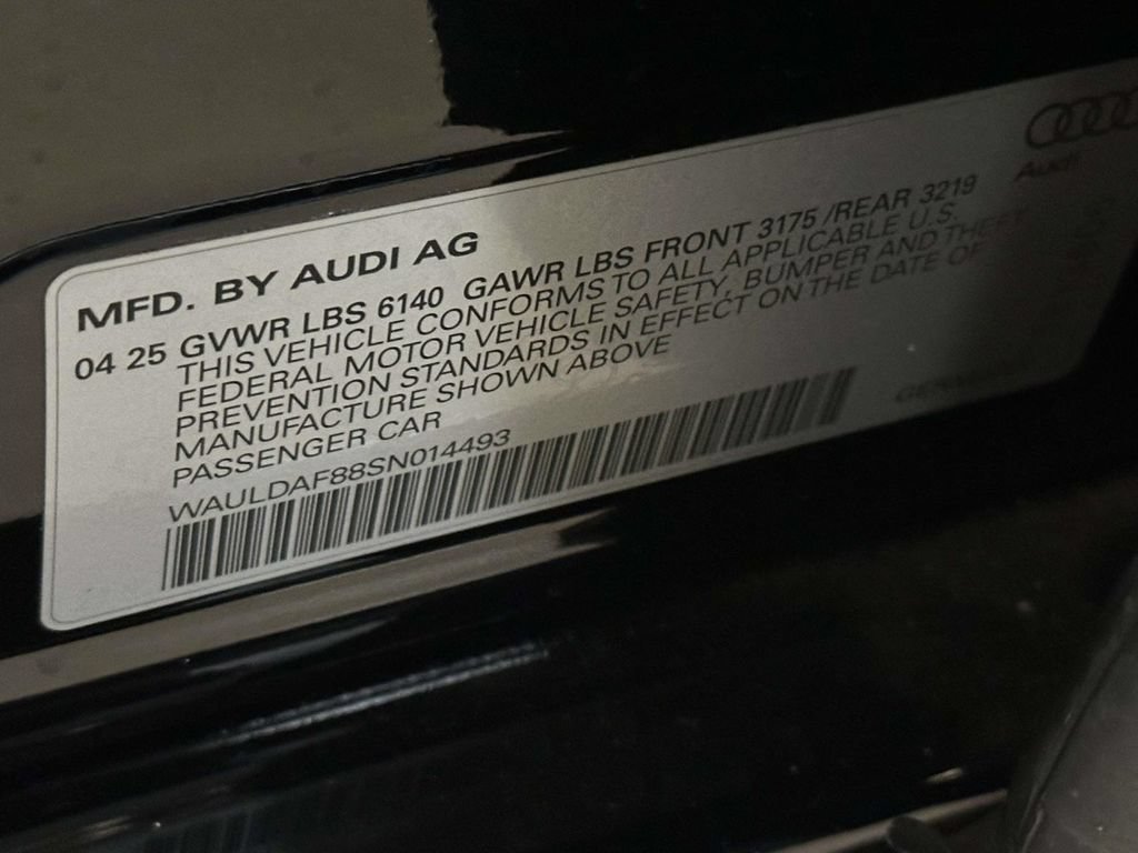 Used 2025 Audi A8 L 3.0T AWD/4WD image 21