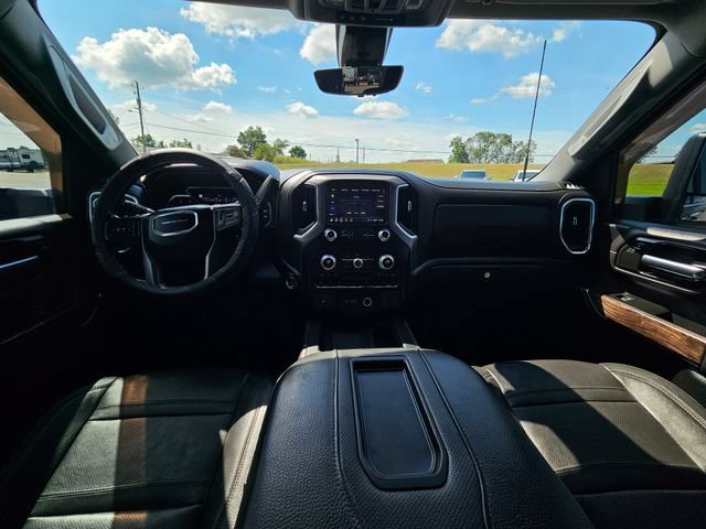 Used 2021 GMC Sierra 3500 Denali w/ Denali Black Diamond Edition AWD/4WD image 12