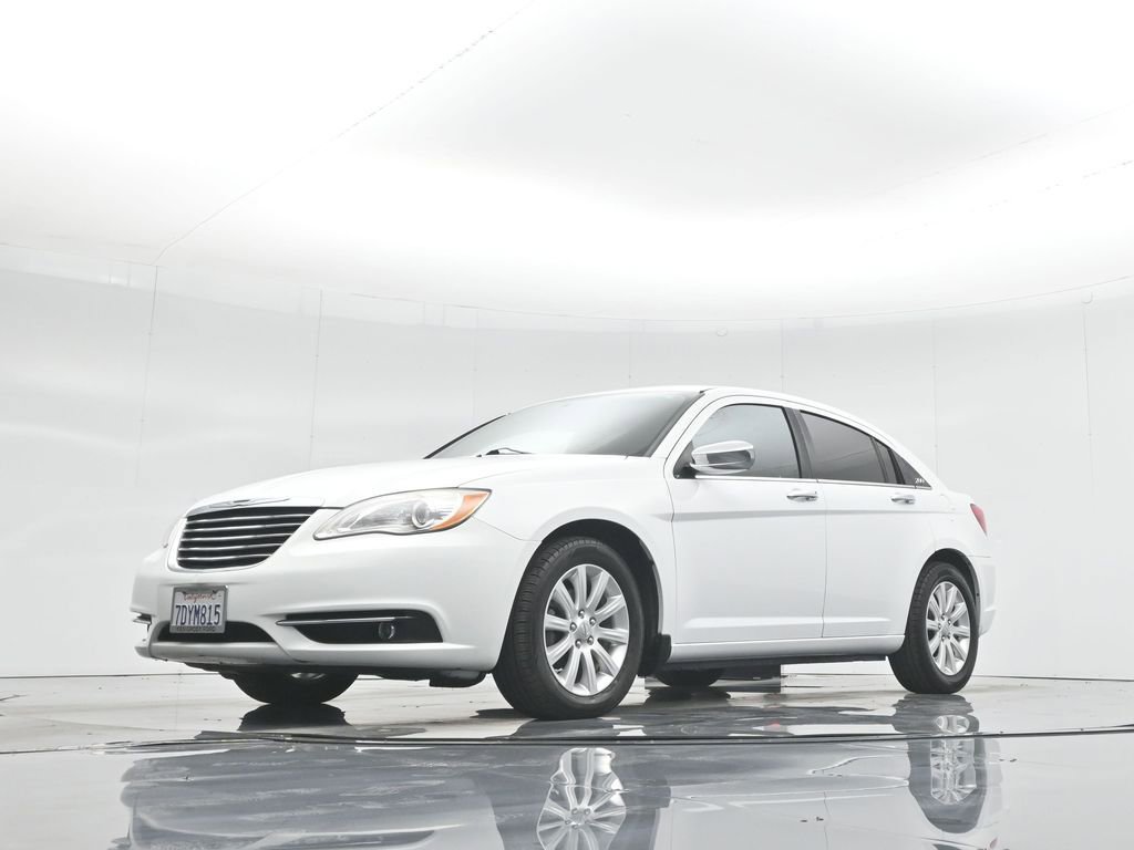 Used 2014 Chrysler 200 Limited image 45