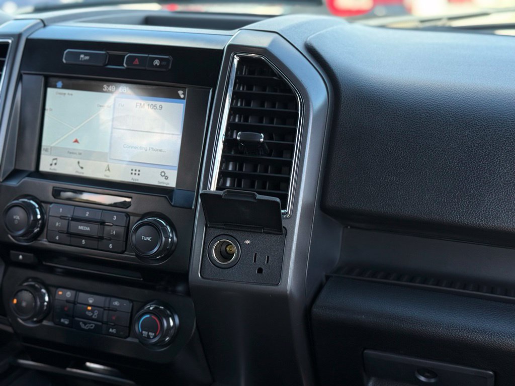 Used 2016 Ford F150 XLT w/ Equipment Group 302A Luxury AWD/4WD image 21