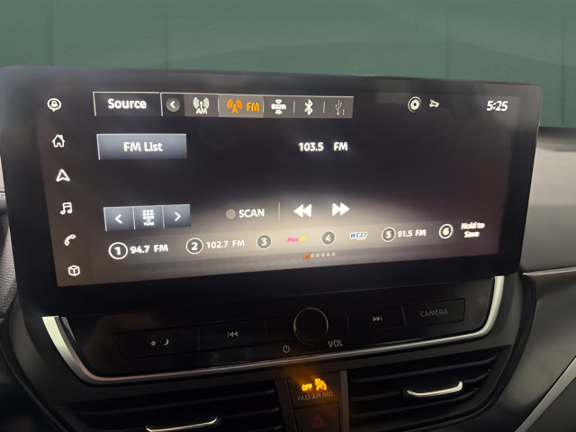 Used 2023 Nissan Altima 2.0 SR FWD image 20