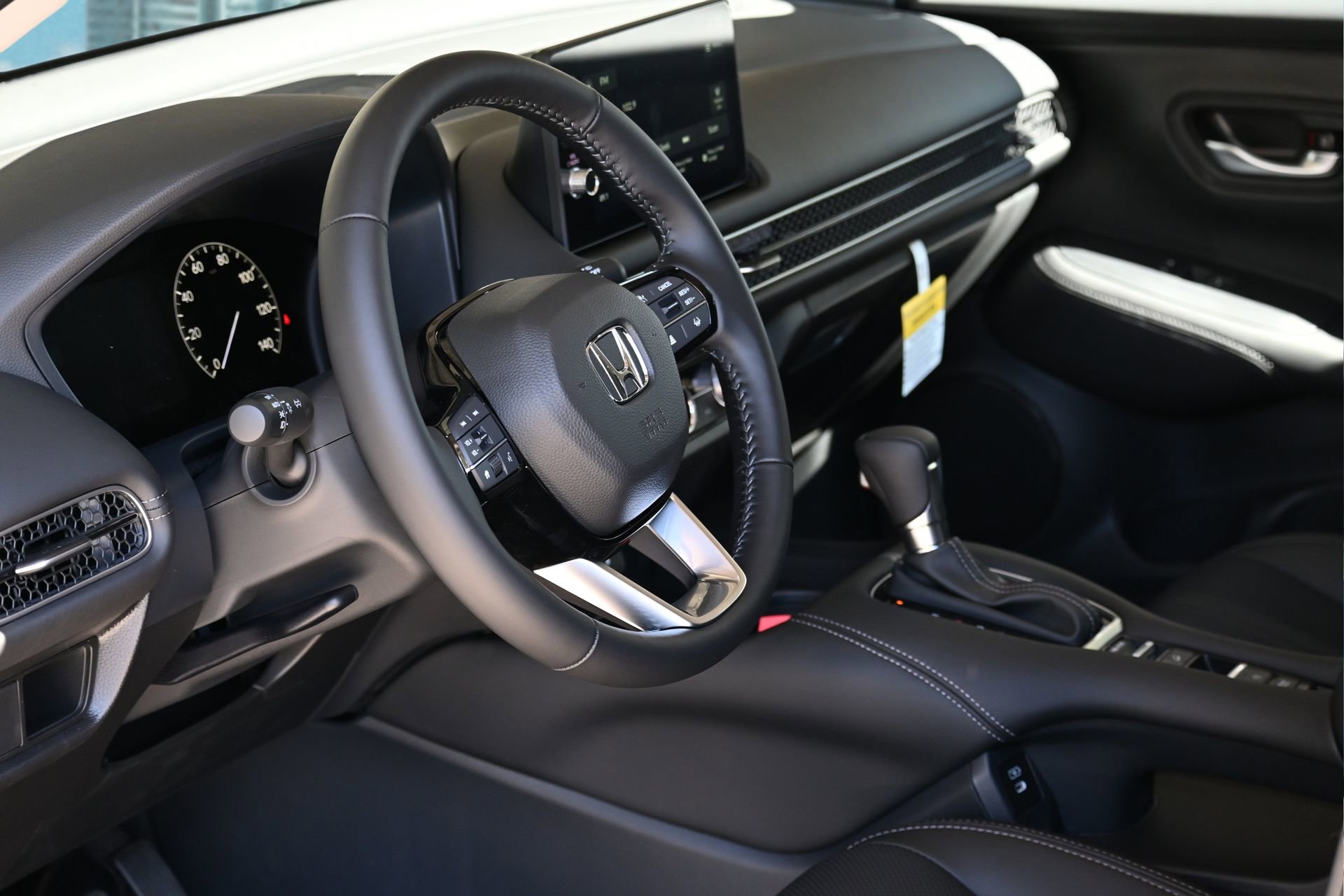 New 2026 Honda HR-V EX-L image 9