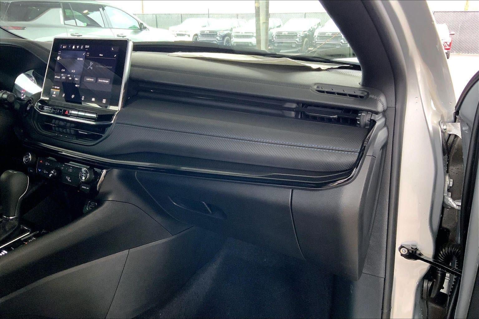New 2026 Jeep Compass Latitude AWD/4WD image 24