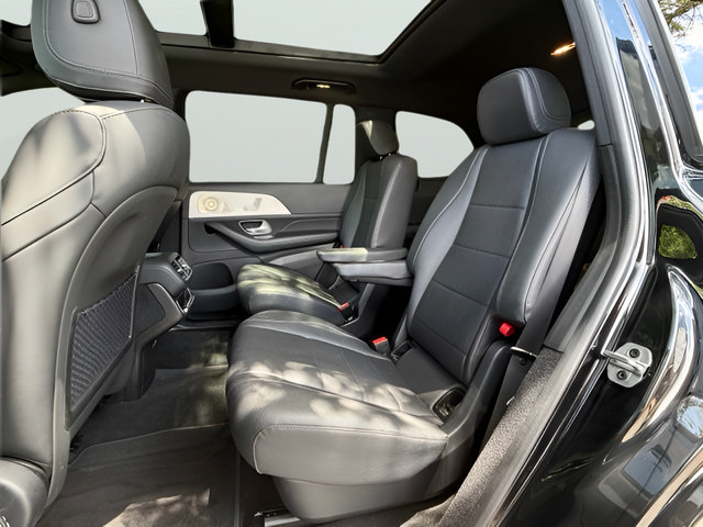 Used 2024 Mercedes-Benz GLS 450 4MATIC image 27
