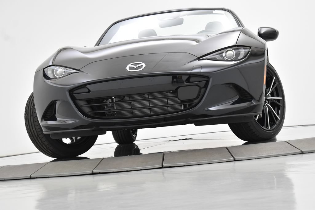 Certified 2025 MAZDA MX-5 Miata Grand Touring RWD image 13