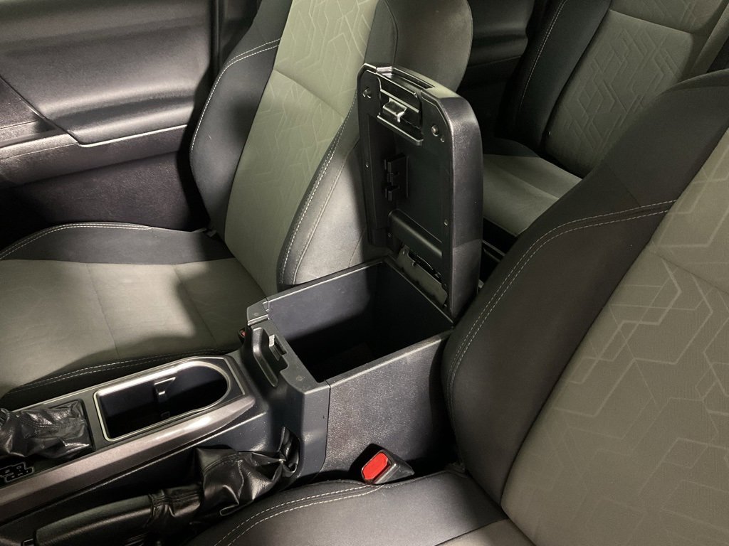 Used 2020 Toyota Tacoma TRD Off-Road image 27
