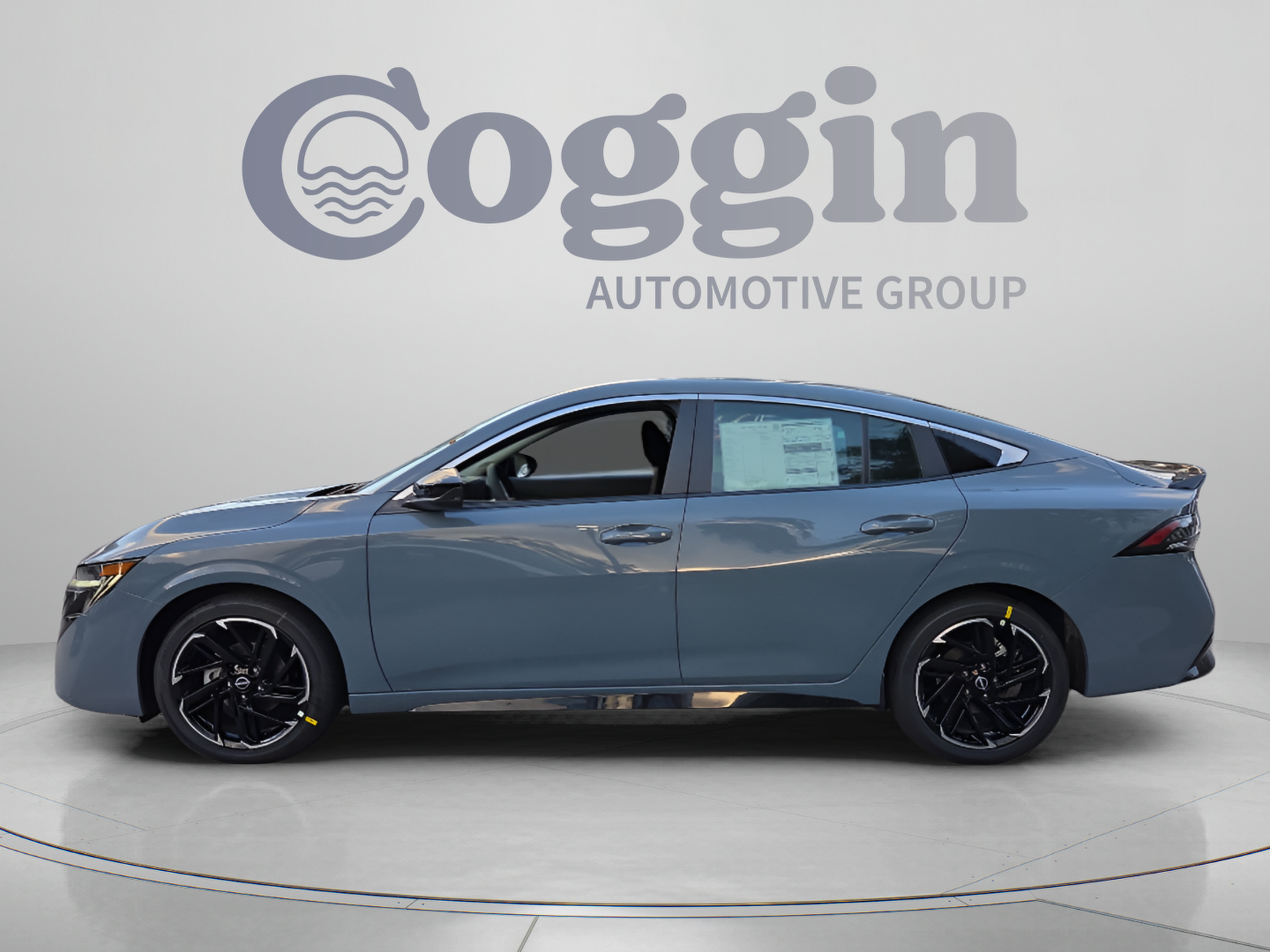 New 2027 Nissan Sentra SR w/ Floor Mat Package FWD image 2