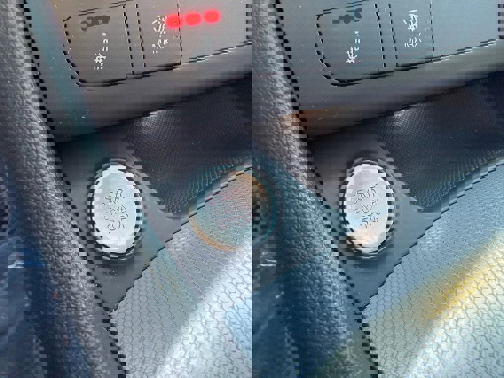 Used 2018 Audi Q3 2.0T Premium Plus w/ Premium Plus Package image 31