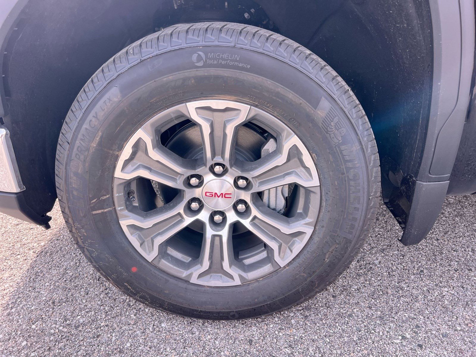 New 2026 GMC Sierra 1500 SLE image 11