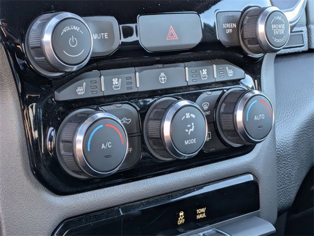 Used 2024 RAM 1500 Laramie image 20