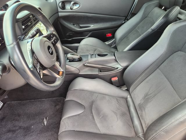Used 2024 Nissan Z Performance w/ Heritage Edition RWD image 13