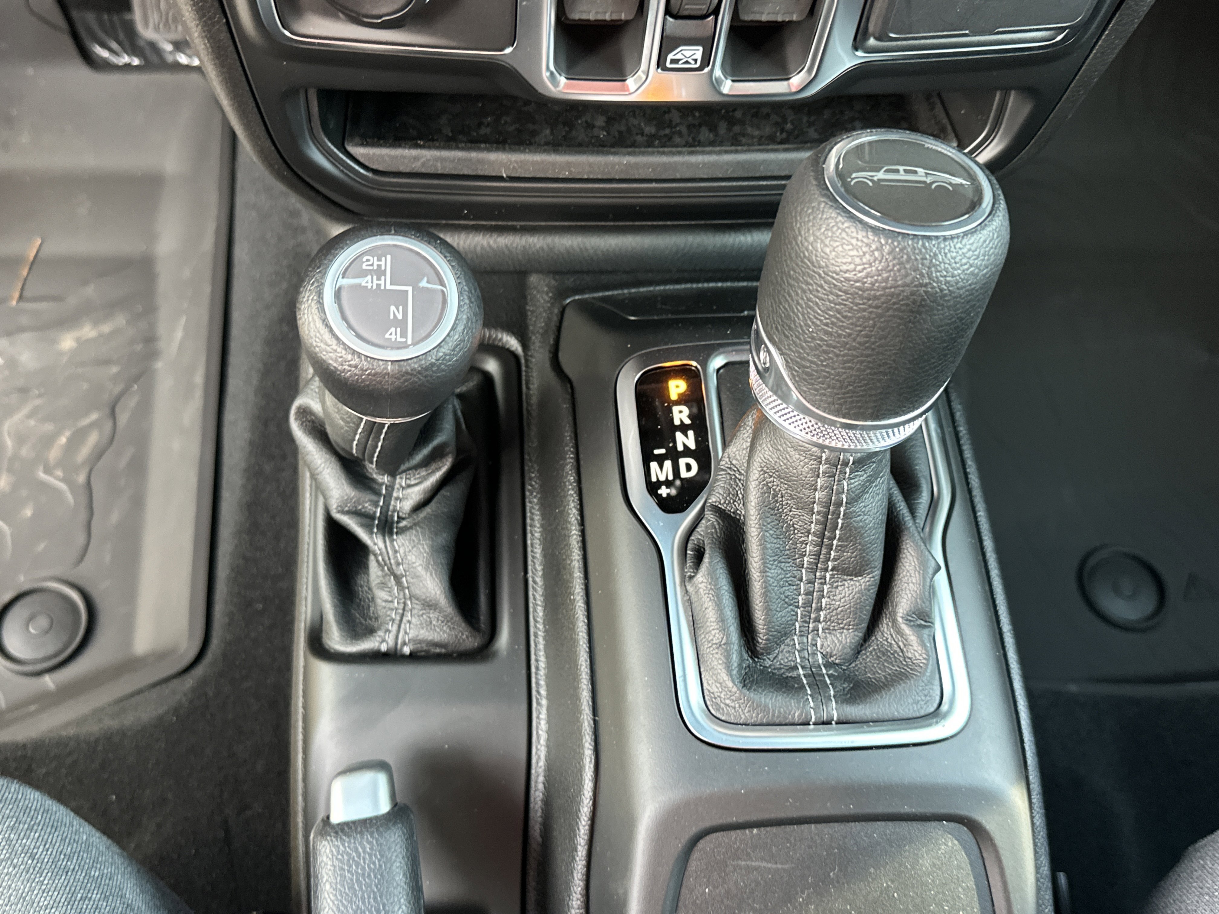 New 2026 Jeep Gladiator Sport image 4