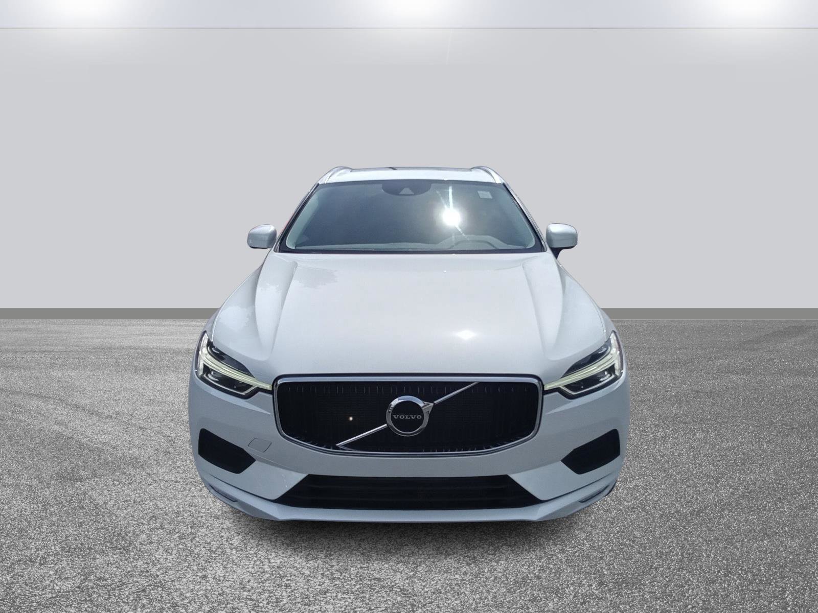 Used 2021 Volvo XC60 T5 Momentum w/ Protection Package Premier image 2