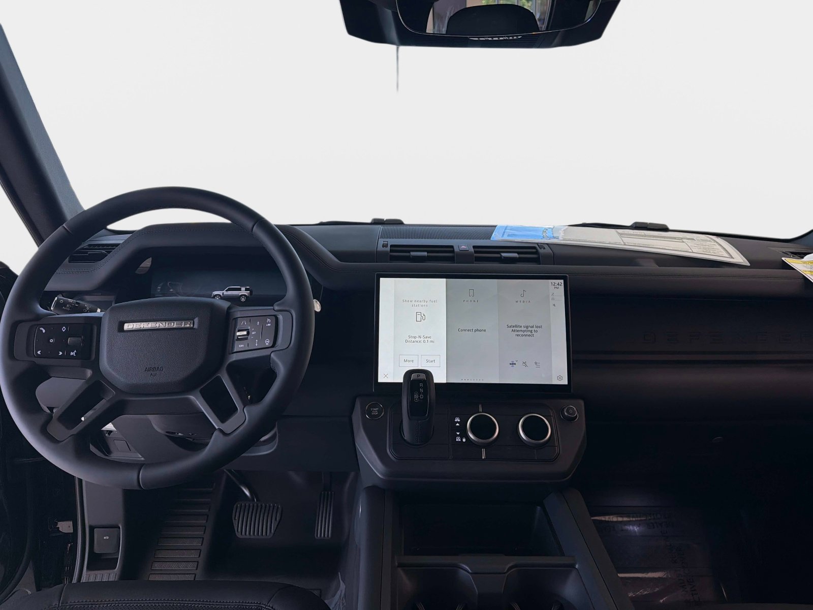 New 2026 Land Rover Defender 110 X-Dynamic SE image 16