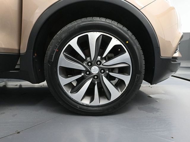 Used 2018 Buick Encore Premium image 16