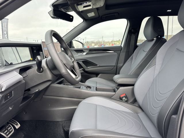 New 2026 Volkswagen Tiguan SE R-Line image 11